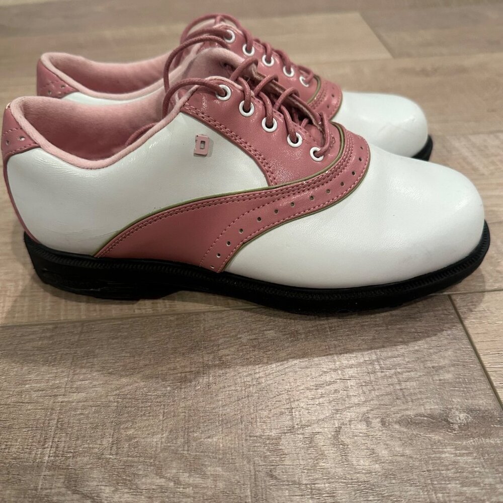 DEXTER NANTUCKET WOMENS 5.5 PINK AND WHITE GOLF SHOES GF381-17